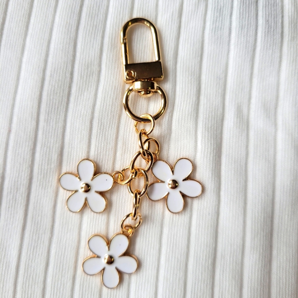 Flower keychain